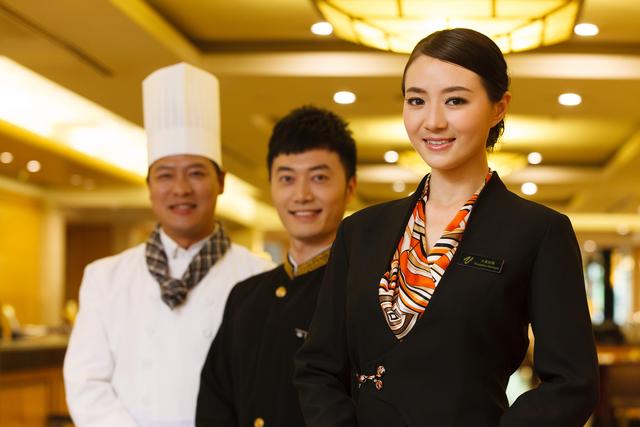 高效管理餐飲服務員 提升服務質量與團隊效率的實踐指南